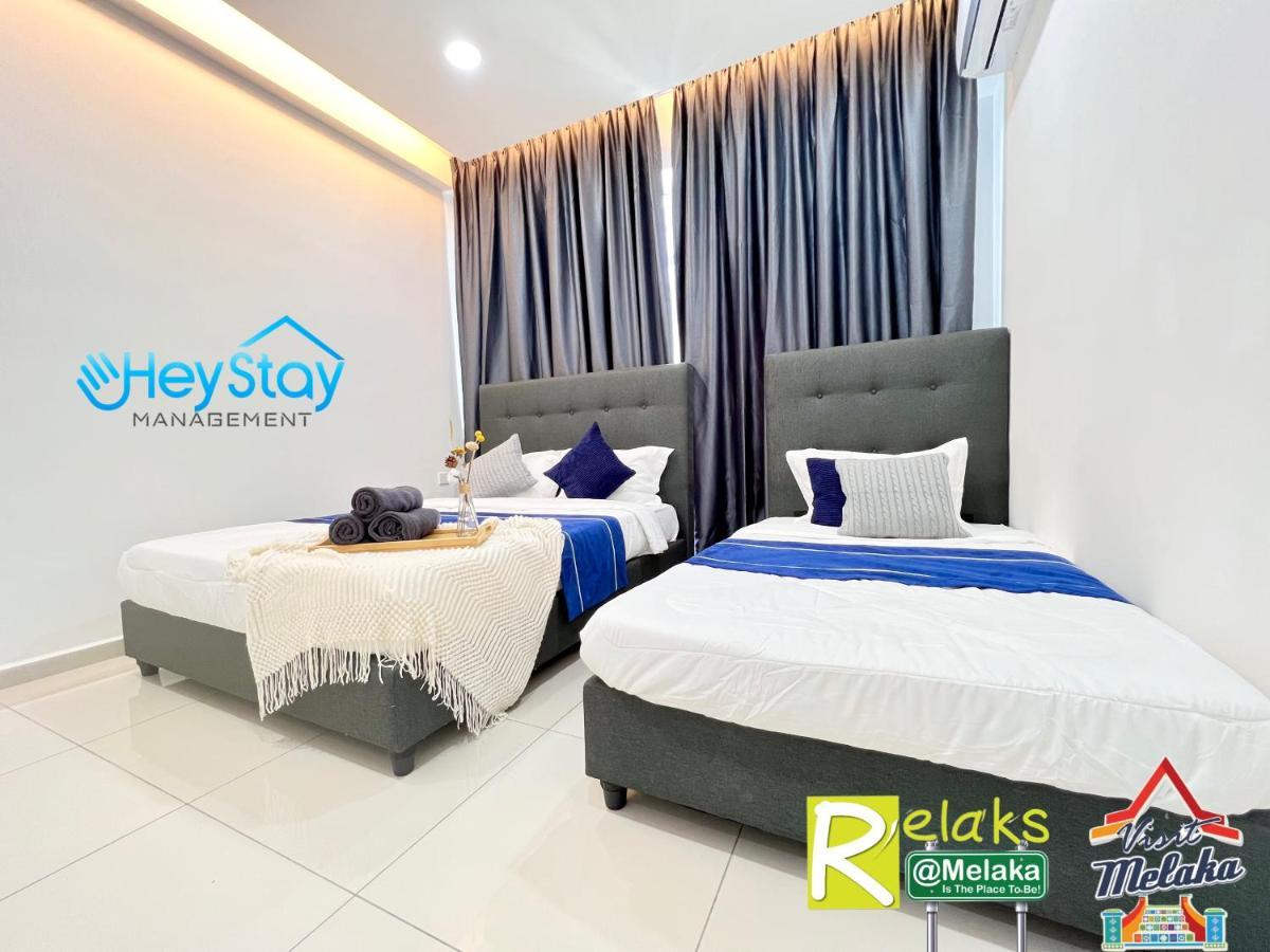 Novo 8 Residence Bachang By Heystay Management Kampong Tambak Kültér fotó