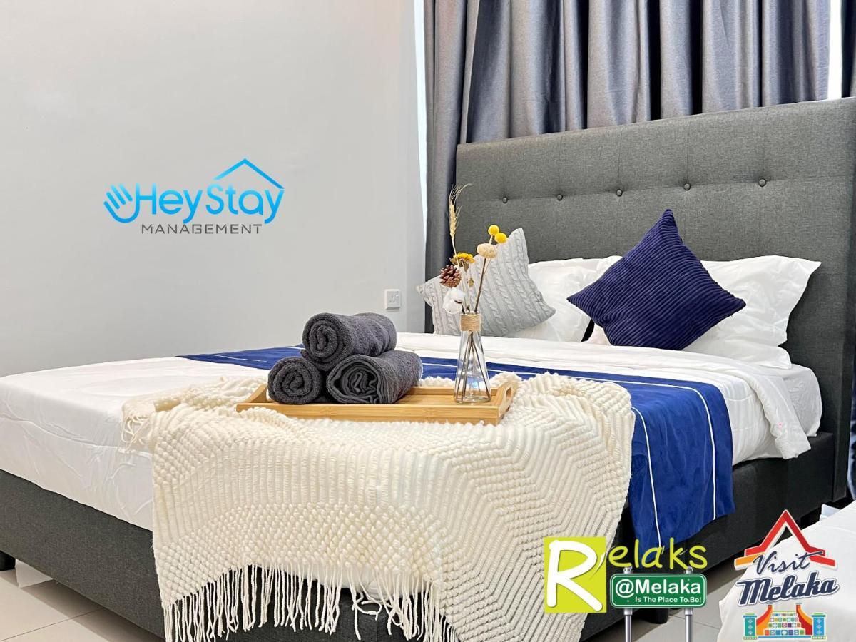 Novo 8 Residence Bachang By Heystay Management Kampong Tambak Kültér fotó