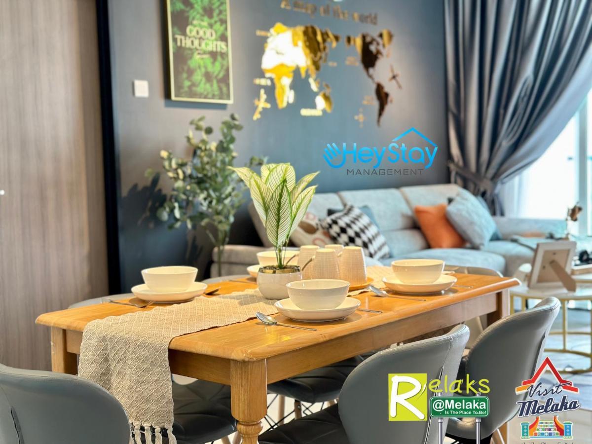 Novo 8 Residence Bachang By Heystay Management Kampong Tambak Kültér fotó