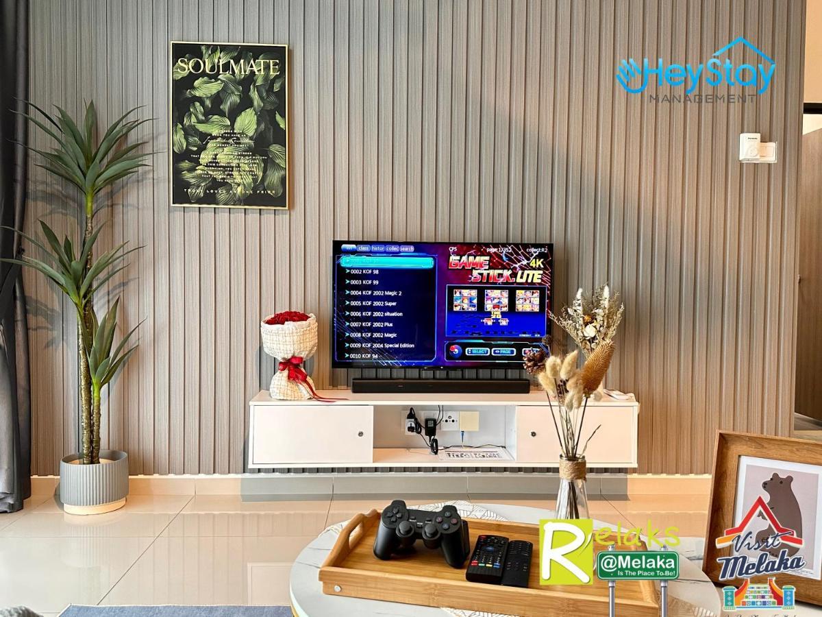Novo 8 Residence Bachang By Heystay Management Kampong Tambak Kültér fotó